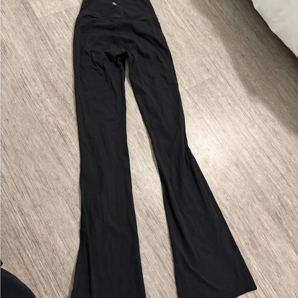 Lululemon Groove Nulu High-Rise Flared leggings size 0